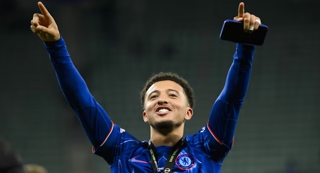 Sancho tỏa sáng rực rỡ, tương lai vẫn là dấu hỏi lớn tại Chelsea