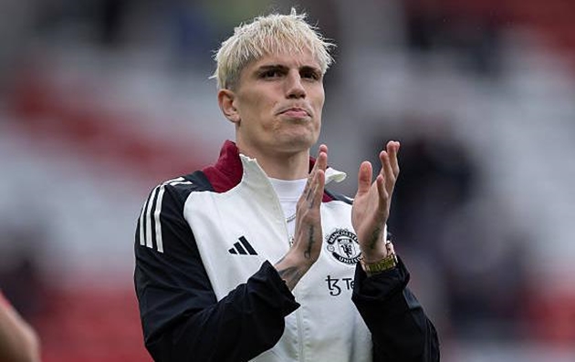 Thương vụ Garnacho: Phép thử khả năng kinh doanh của Manchester United