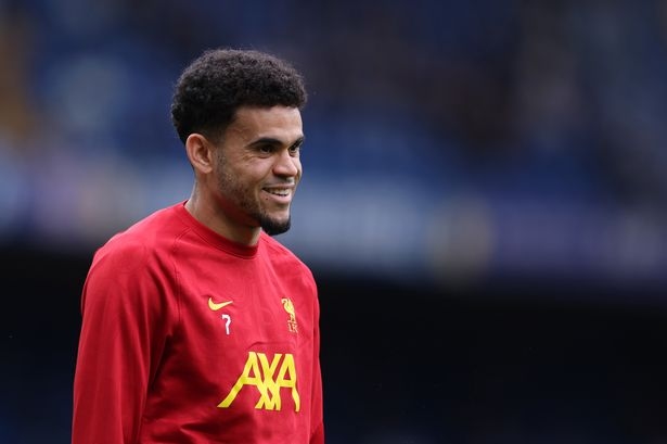 Barcelona Chốt Thương Vụ Rashford, Từ Bỏ Luis Diaz?